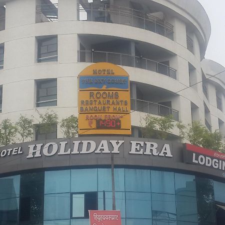 Hotel Holiday Era Opposite Railway Station Аурангабад Екстер'єр фото